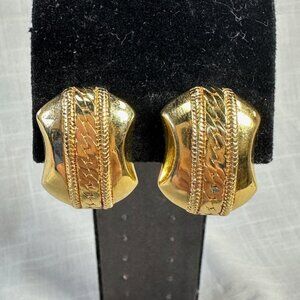 Vintage Monet Gold Tone Large Puffy Style Clip On Earrings
